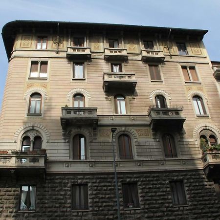 Viale Lunigiana - Penthouse - 6 People Διαμέρισμα Μιλάνο Εξωτερικό φωτογραφία