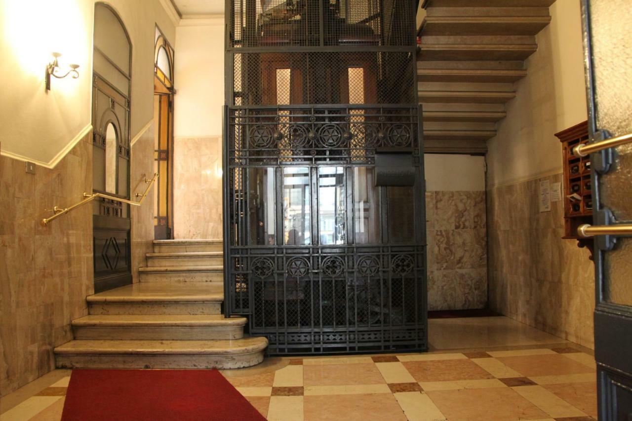 Viale Lunigiana - Penthouse - 6 People Διαμέρισμα Μιλάνο Εξωτερικό φωτογραφία